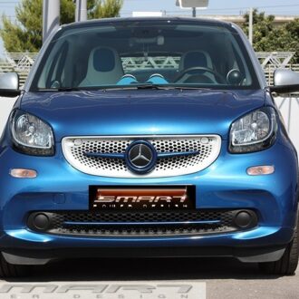 Trim strip for under grille in color sapphire blue for Smart Fortwo 453