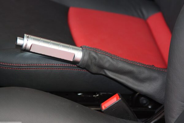 Hand brake handle in finish satine with leather sleeve in color black for Smart Fortwo 451